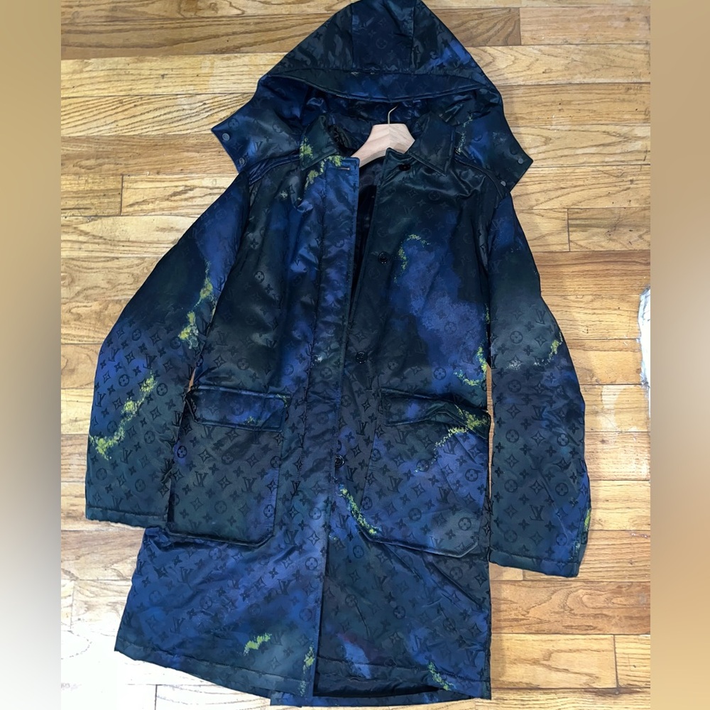 Louis Vuitton Black and Blue Monogram Jacket - Picture 9 of 9